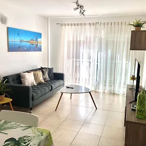 https://edificio-teresa-ii.tenerifehoteles.net